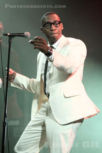 RAPHAEL SAADIQ - 2009-04-14 - PARIS - Le Bataclan - 